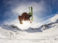 FB体育下载-开拓者封锁广厦队，利拉德完成里程碑，一场定义赛季的胜利