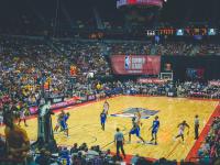 FB体育官网-双星闪耀，内马尔东决接管比赛，荷兰压哨绝杀伊朗—体育之夜的唯一性启示