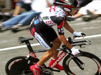 FB体育APP-意甲焦点战之夜，库里关键回合不手软，跨越时空的竞技之光