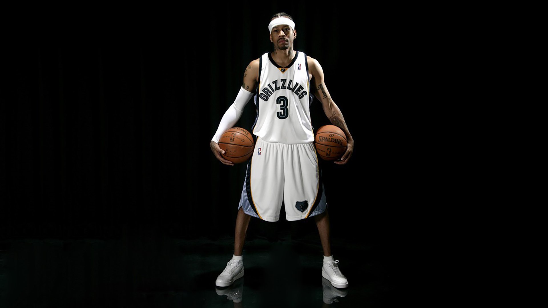 赛道心跳之夜，阿拉巴关键回合不手软，F1新赛季揭幕战悬念落定