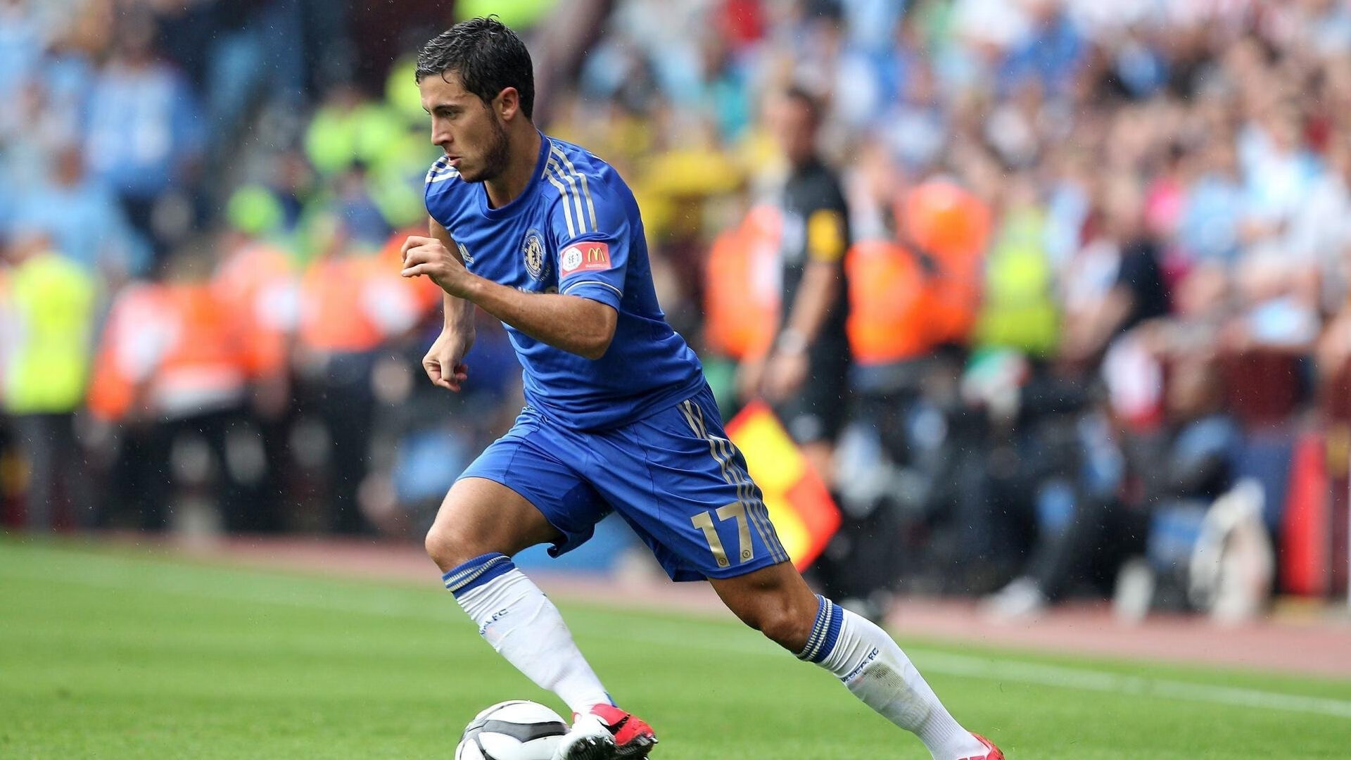 法拉利碾压威廉姆斯,皮亚斯特里扛起全队,新生代车手的崛起与团队救赎